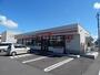ドラックストア　ツルハドラッグ北郷店（ドラッグストア）まで62m