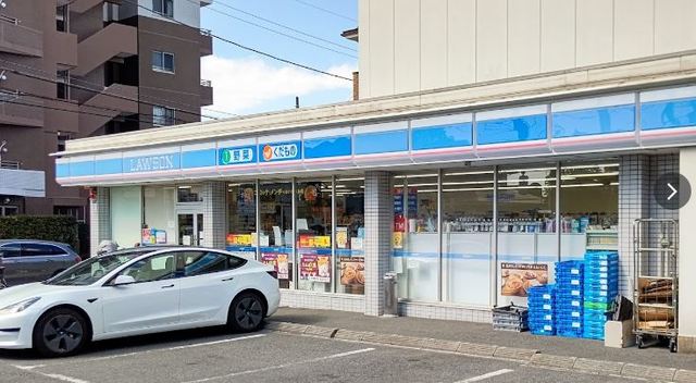 コンビニ　ローソン葛飾橋店（コンビニ）まで256m