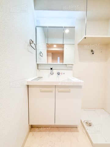 洗面設備　綺麗で明るい洗面所です☆