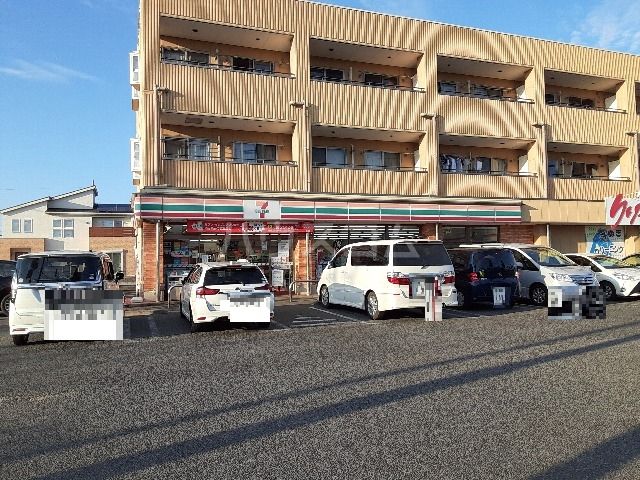 コンビニ　セブン-イレブン 阿見荒川沖駅東店（コンビニ）まで521m