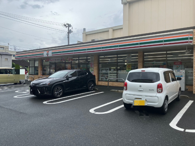 コンビニ　セブンイレブン戸畑沖台店（コンビニ）まで381m