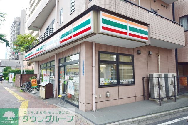 コンビニ　セブンイレブン板橋大原町店（コンビニ）まで420m