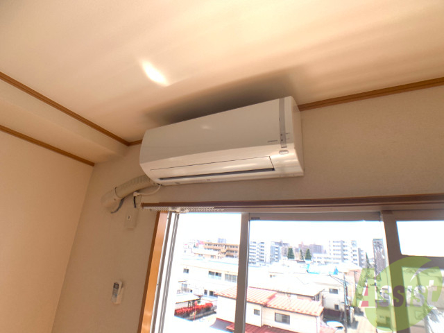 その他設備　エアコンが設置してありますので、寒暖対策もばっちり。
