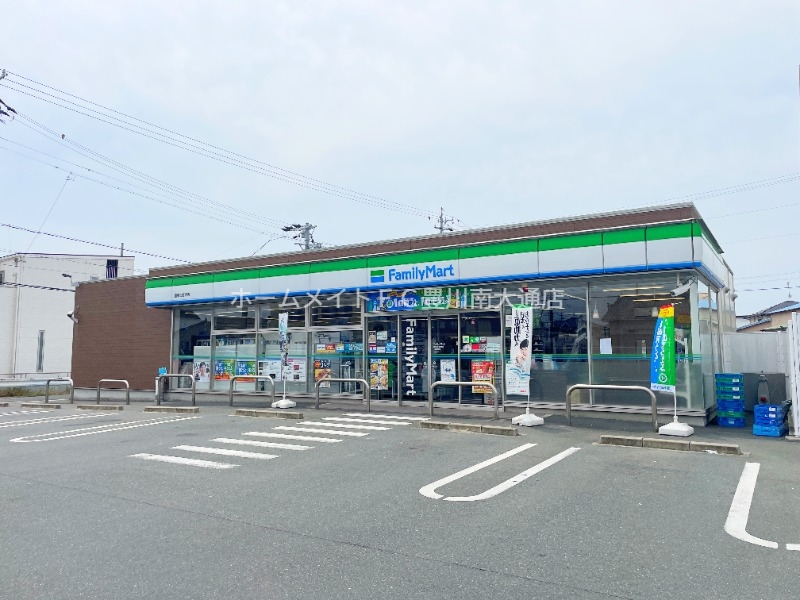 コンビニ　ファミリーマート豊橋上野東店（コンビニ）まで162m