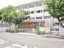 小学校　足立小学校（小学校）まで170m