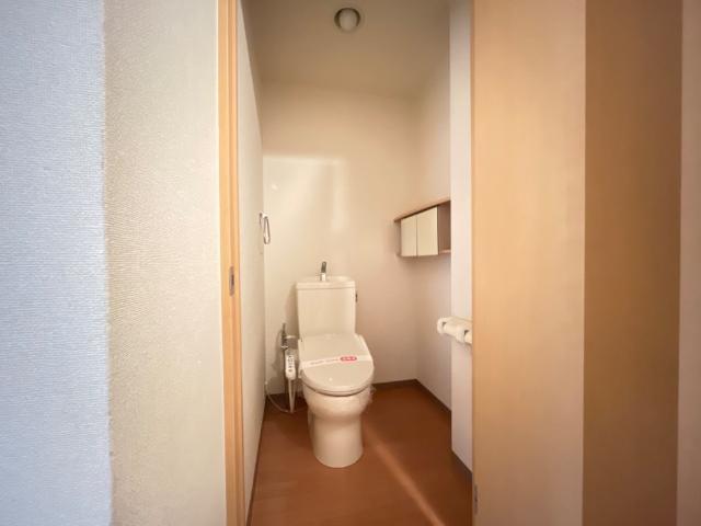 トイレ　シャワー付トイレ