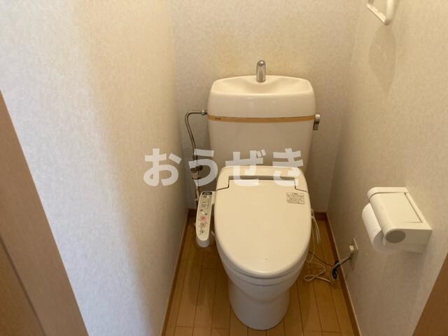 トイレ　※同仕様参考写真