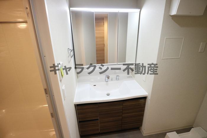 洗面設備　脱衣洗面所