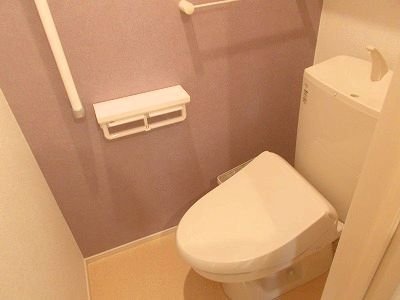 アドニスIのトイレ写真