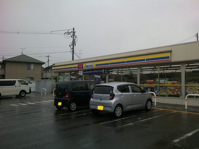 コンビニ　ミニストップ福島平野店（コンビニ）まで900m