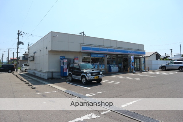 コンビニ　ローソン（コンビニ）まで471m
