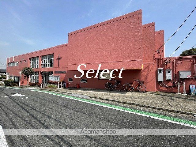 幼稚園・保育園　横浜愛隣幼稚園（幼稚園・保育園）まで176m