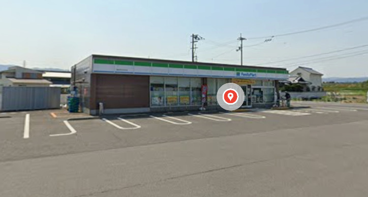 コンビニ　ファミリーマート 観音寺中田井店（コンビニ）まで1049m