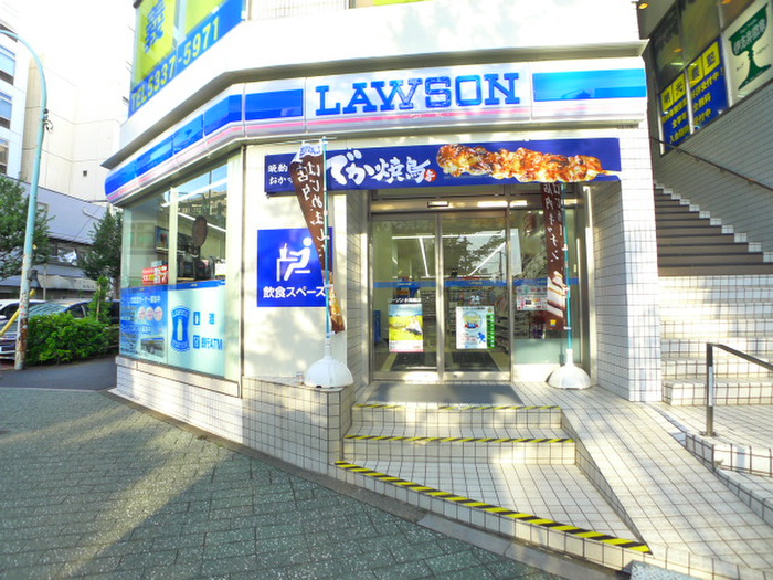 コンビニ　ローソン（コンビニ）まで378m