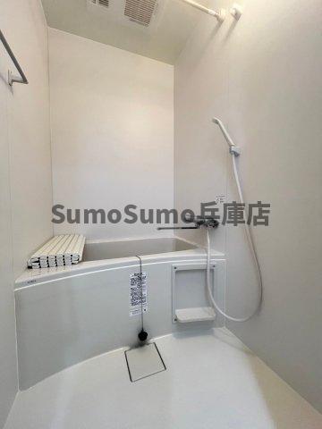 バス・シャワールーム　お風呂で日々の疲れを落としましょう