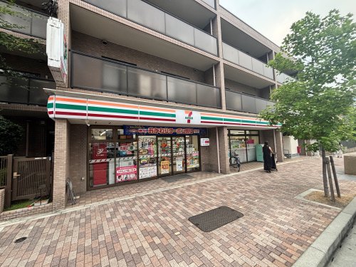 コンビニ　セブンイレブン 神戸灘楠丘町6丁目店（コンビニ）まで300m