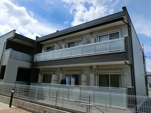 建物外観　２０１７年８月築のアパートです。