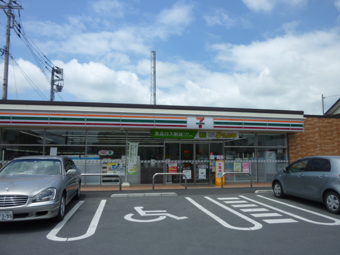 コンビニ　セブンイレブン　飯能東町店（コンビニ）まで331m
