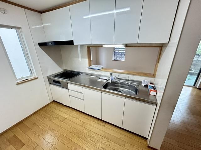 柏市十余二戸建のキッチン写真