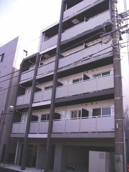 建物外観　外観は落ち着いています