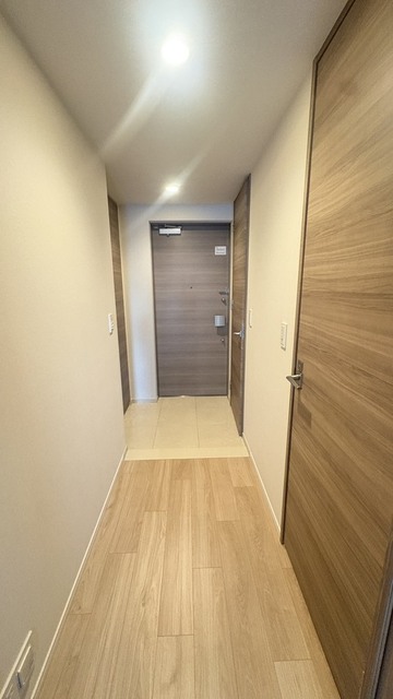 ブランズタワー御堂筋本町の玄関写真