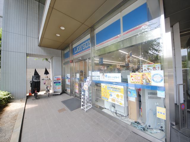 コンビニ　ローソン 新大阪センタービル店（コンビニ）まで446m