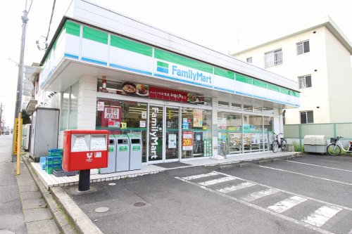 コンビニ　ファミリーマート 柏富勢店（コンビニ）まで764m