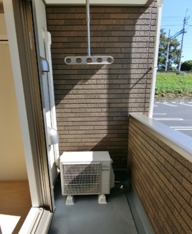 バルコニー　図面と現状に相違がある場合には現状を優先