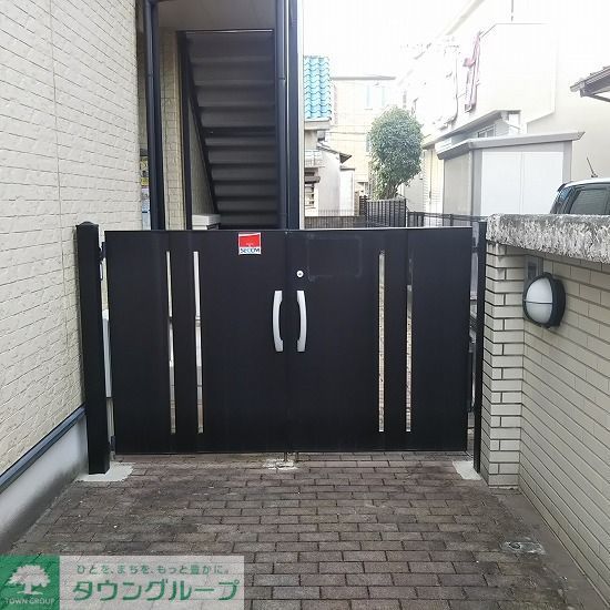 ＪＲ総武線 幕張駅 徒歩11分 10階建 築19年の外観写真