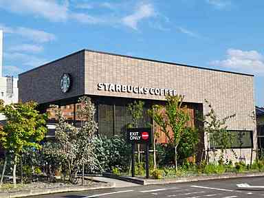 飲食店　スターバックスコーヒー仙台台原店（飲食店）まで829m