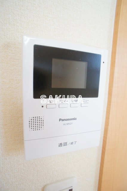 セキュリティ　女性の方でも安心のモニター付きインターフォン♪