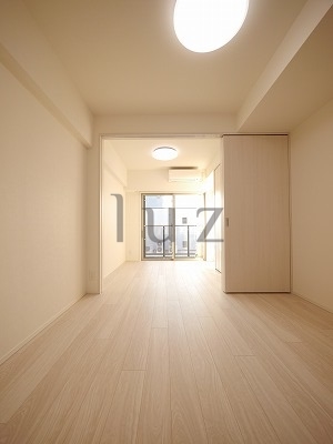 ガーラアヴェニュー元住吉の居間写真