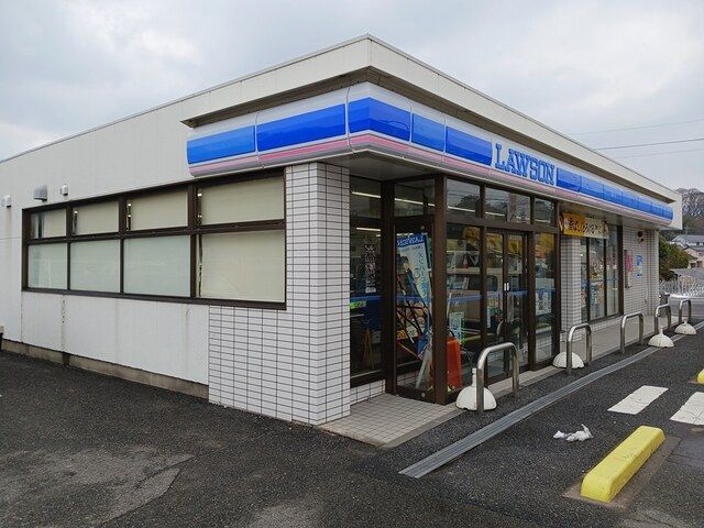コンビニ　ローソン鳥取福部店（コンビニ）まで240m