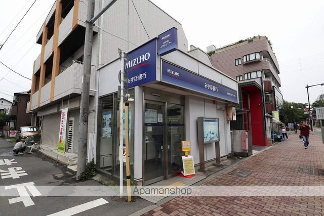 銀行　みずほ銀行（銀行）まで133m