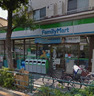コンビニ　ファミリーマート 梅里二丁目店（コンビニ）まで238m