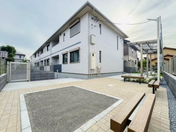 ポプリ中山の外観写真