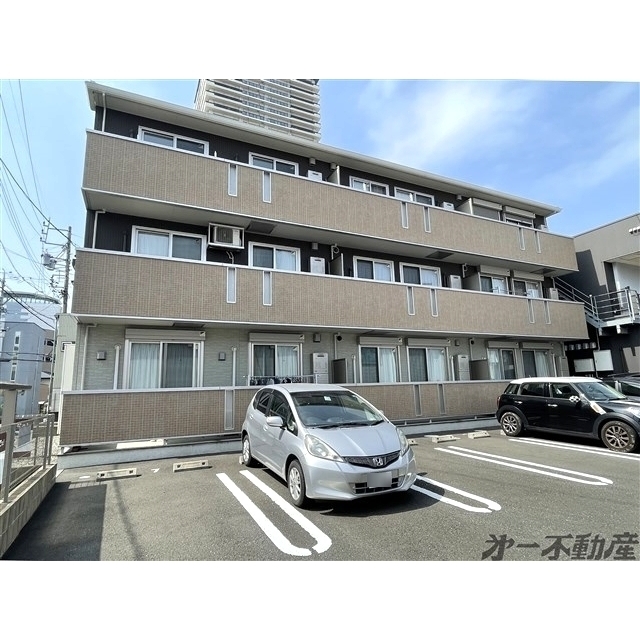 エントランス　建物外観