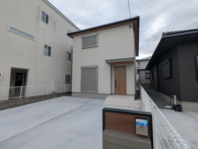 氷室町2丁目貸家