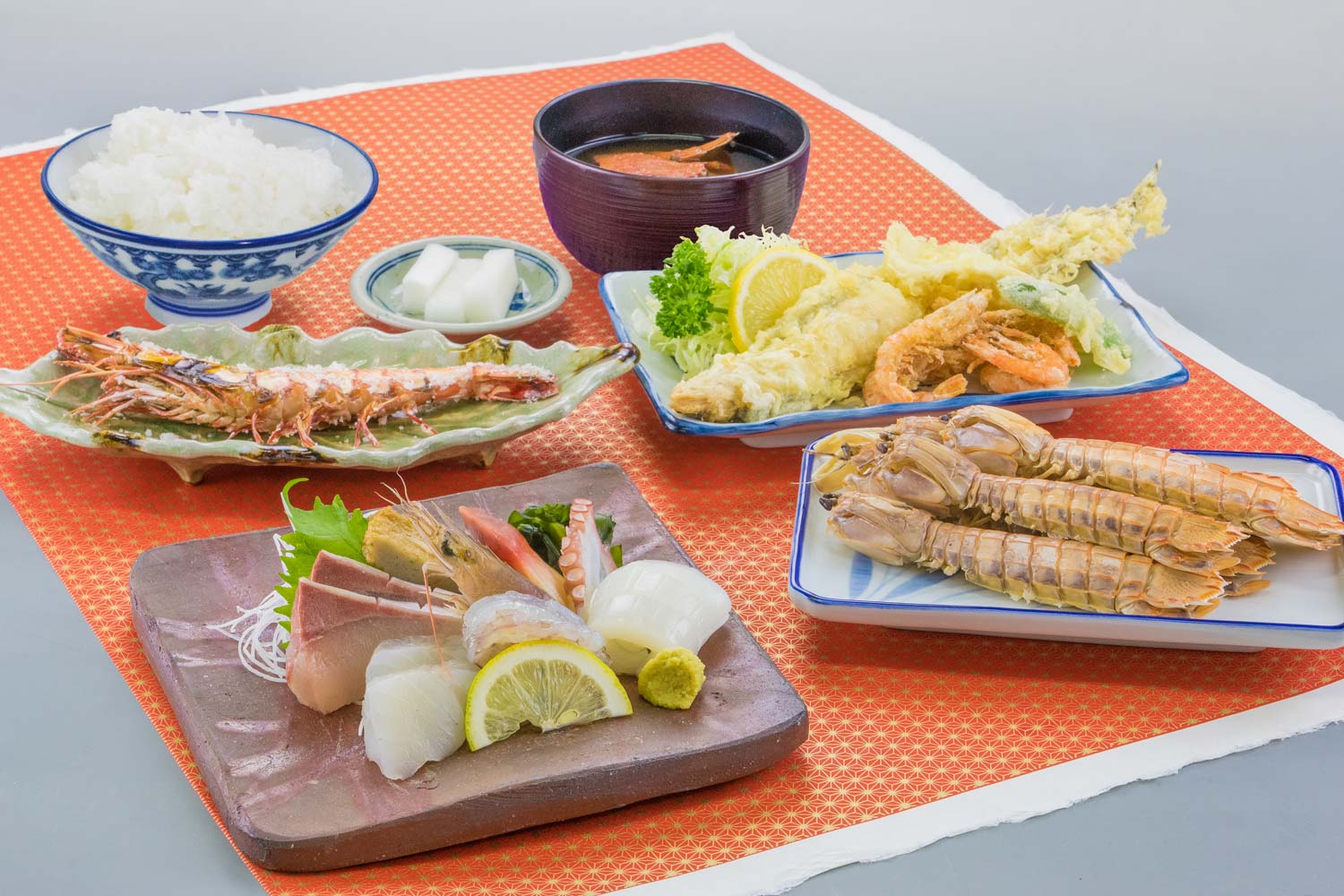 飲食店　魚料理磯（飲食店）まで165m