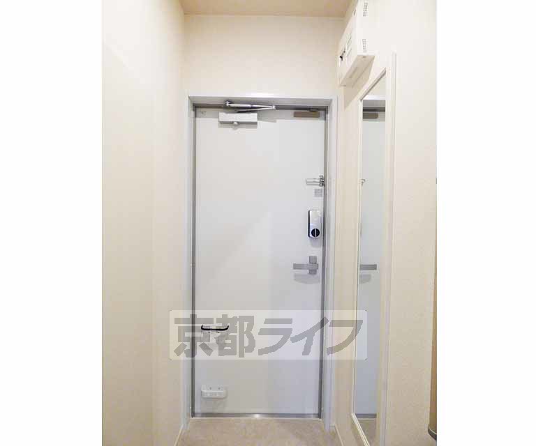 その他設備　しっかりとしたドア。