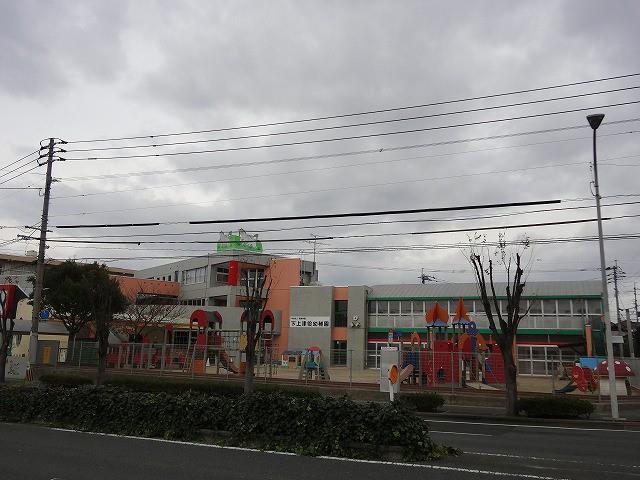 幼稚園・保育園　下上津役幼稚園（幼稚園・保育園）まで900m