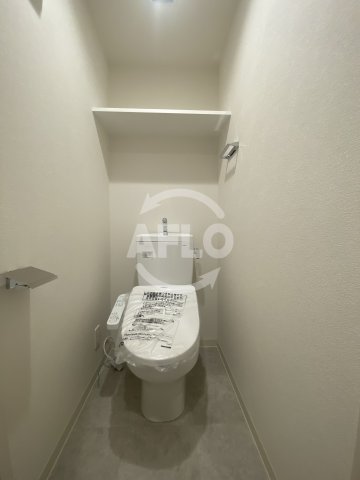 トイレ　プレサンス大国町アドロッソ　温水洗浄便座