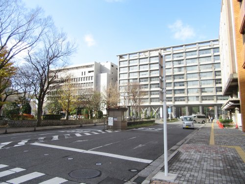 役所　千葉県庁（役所）まで1068m