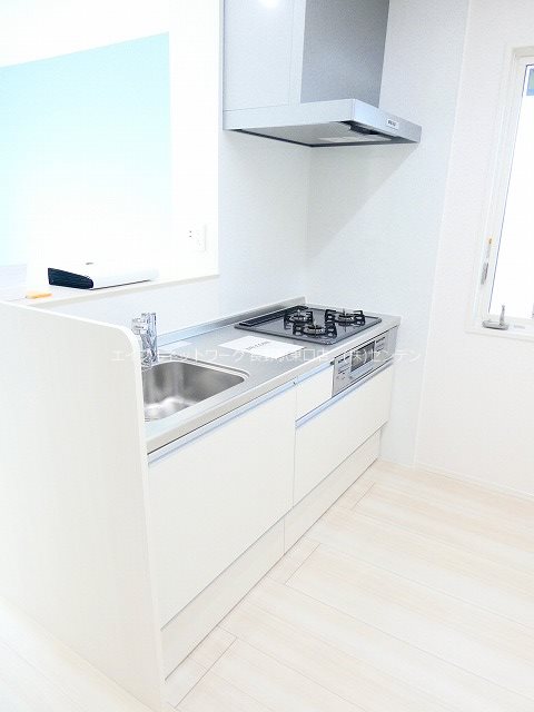 キッチン　写真は306号室です(参考)