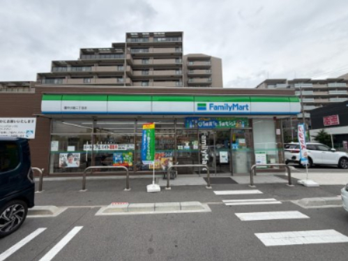 コンビニ　ファミリーマート豊中少路二丁目店（コンビニ）まで772m