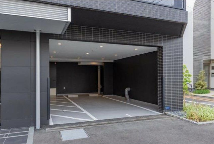 駐車場　駐車場