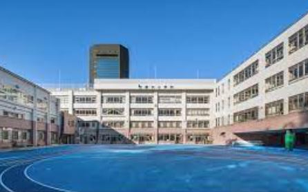 小学校　数矢小学校（小学校）まで380m