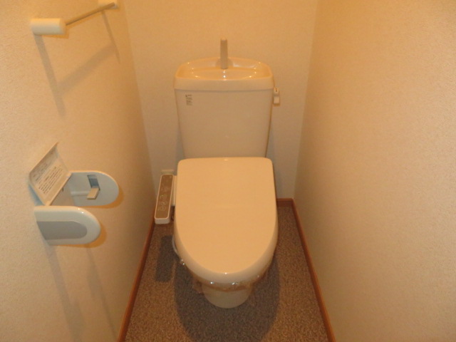 アリアーテ A棟のトイレ写真