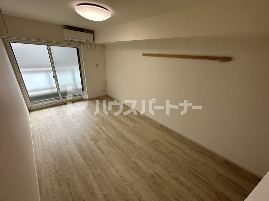 スカイグランデ新千葉の居間写真