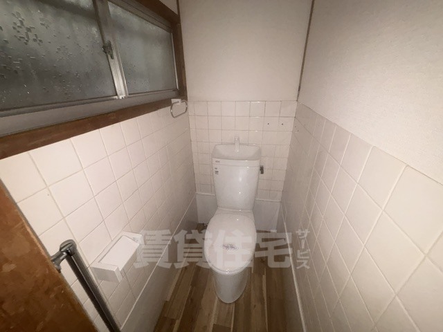 阪急宝塚線 服部天神駅 徒歩8分 2階建 築54年のトイレ写真